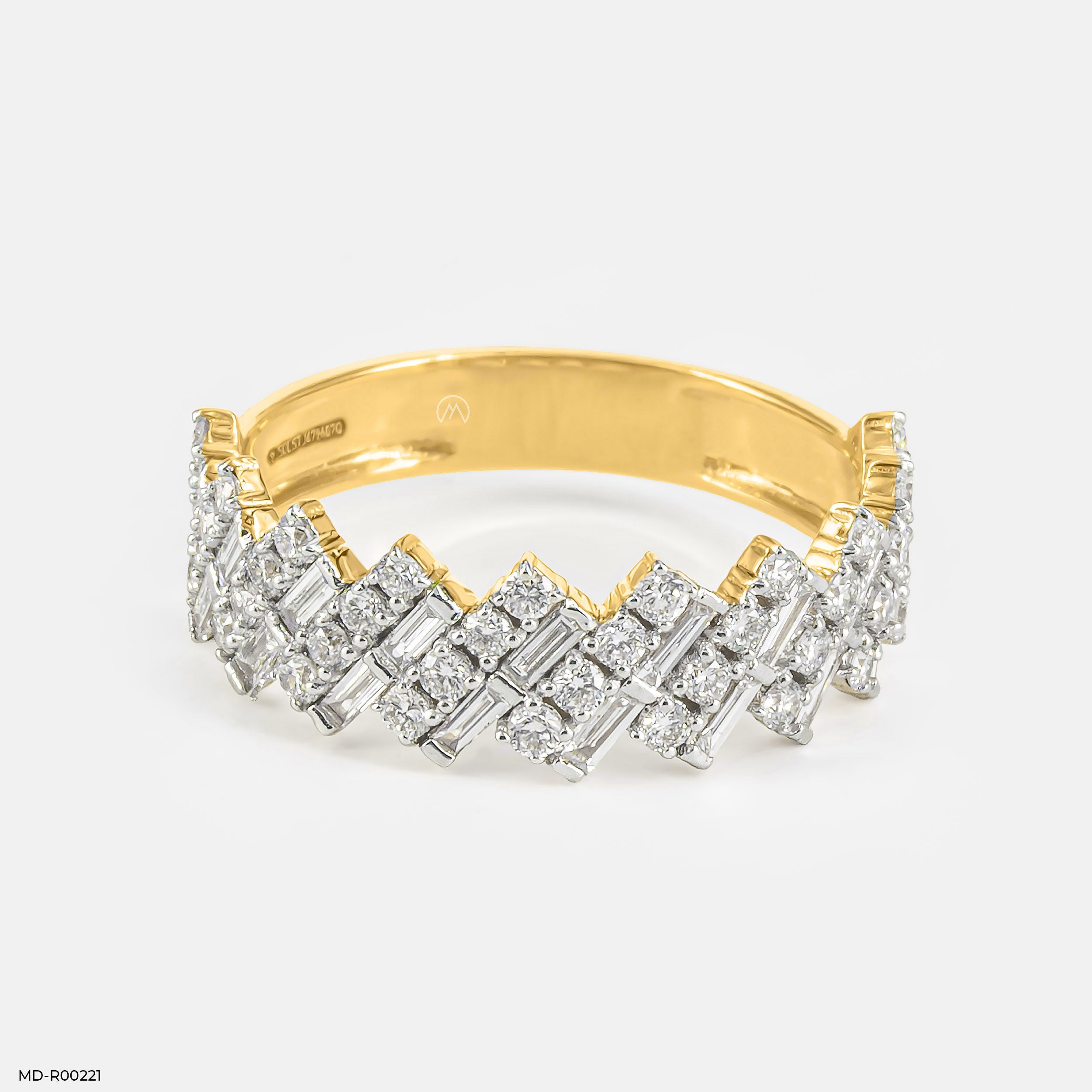 Beautiful Diamond Rings 18K Yellow Gold