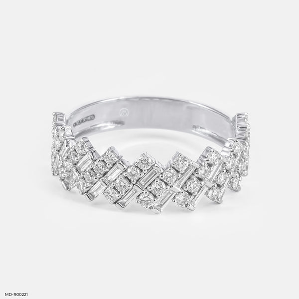 Beautiful Diamond Ring 14K White Gold