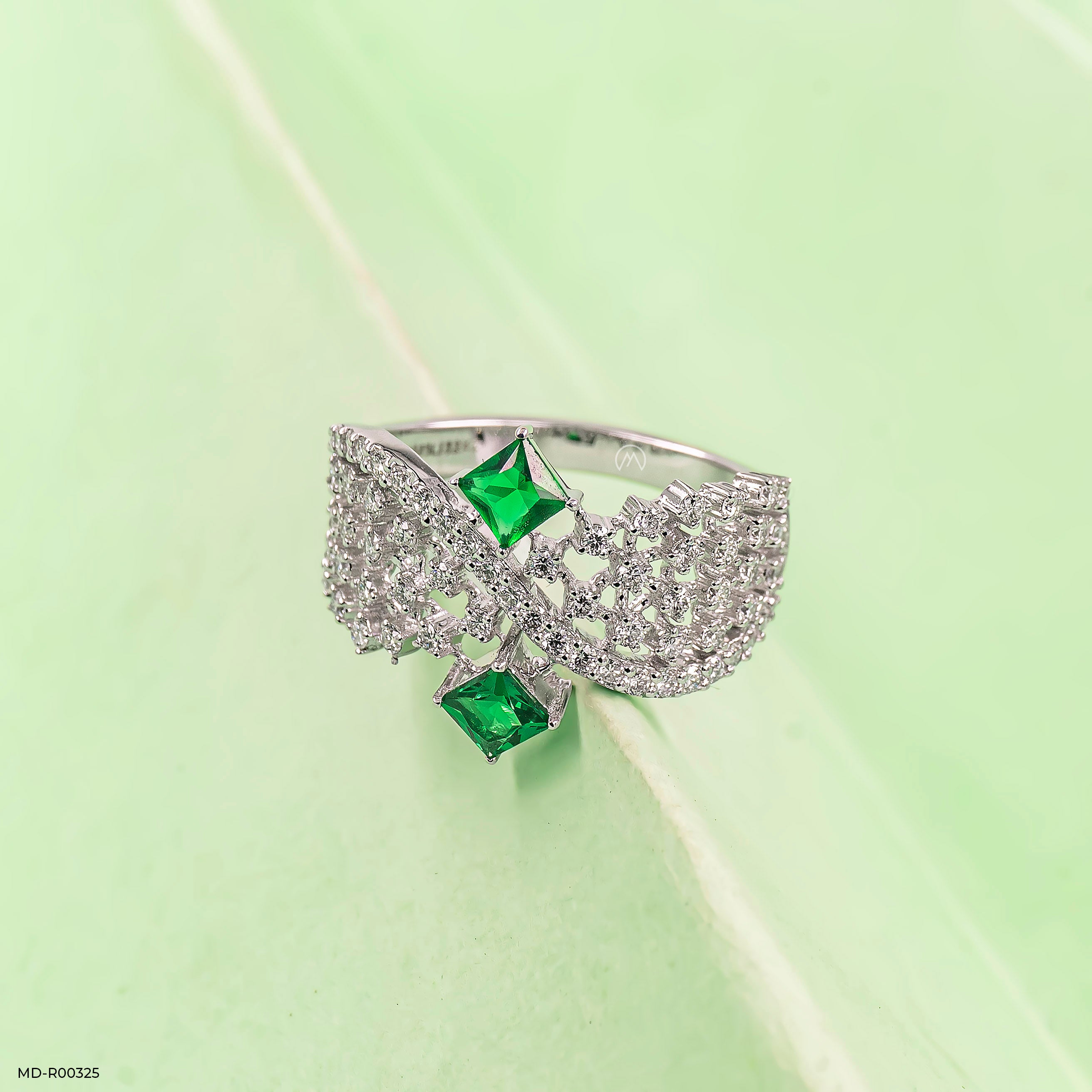 0.5 Carat Criss Cross Green Stone Lab Diamond Ring