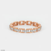 Linked Diamond Rings