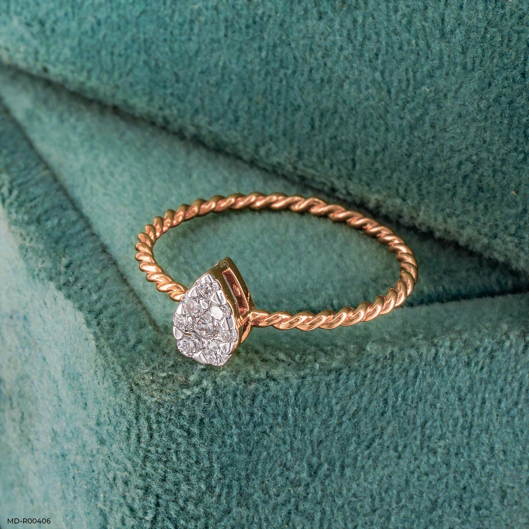 0.15 Carat Classy Leaf Lab Diamond Ring 14K Rose Gold
