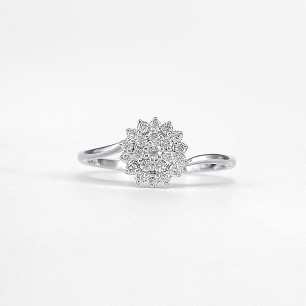 The Sunburst Cluster Ring Platinum 950