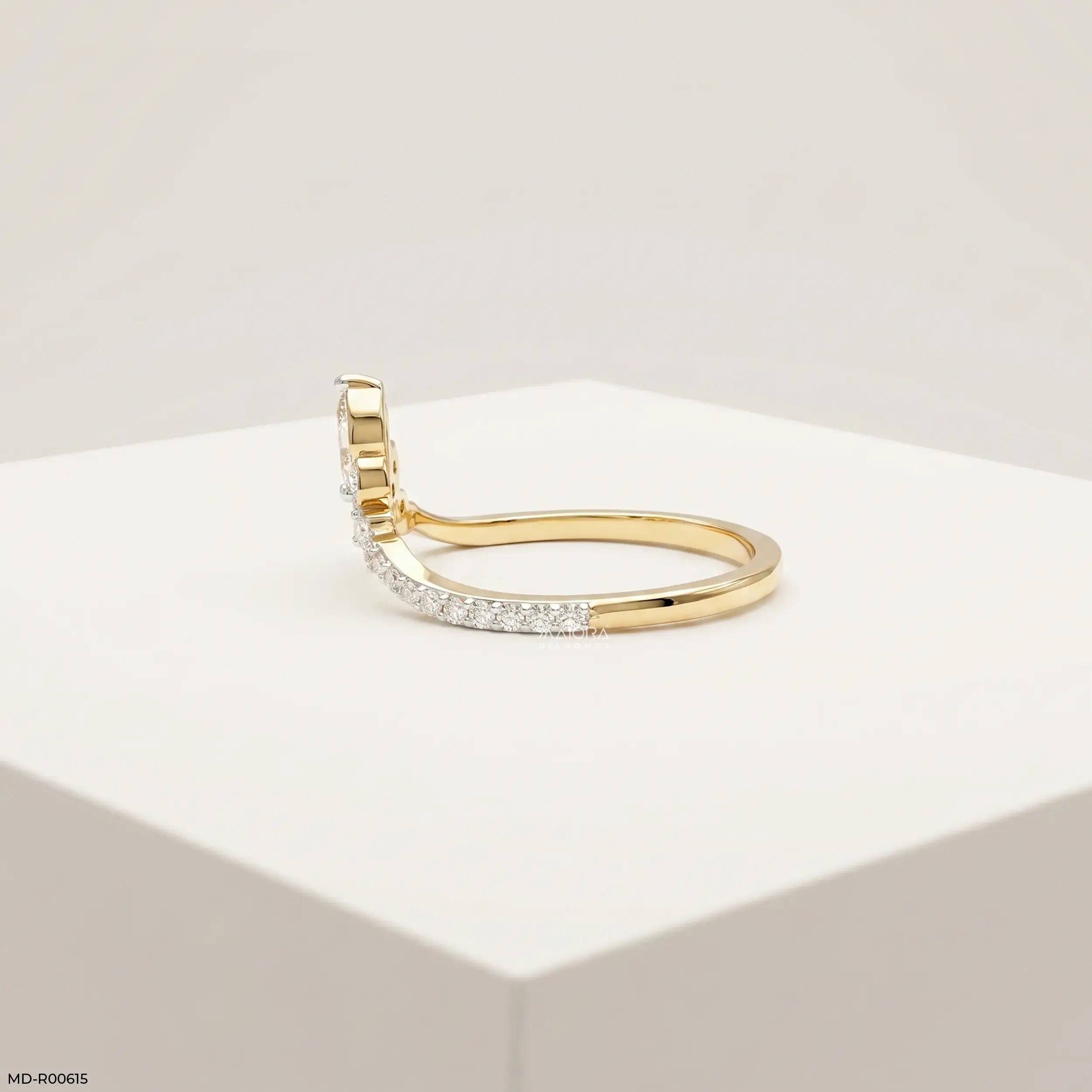 Fairy Glow Diamond Ring