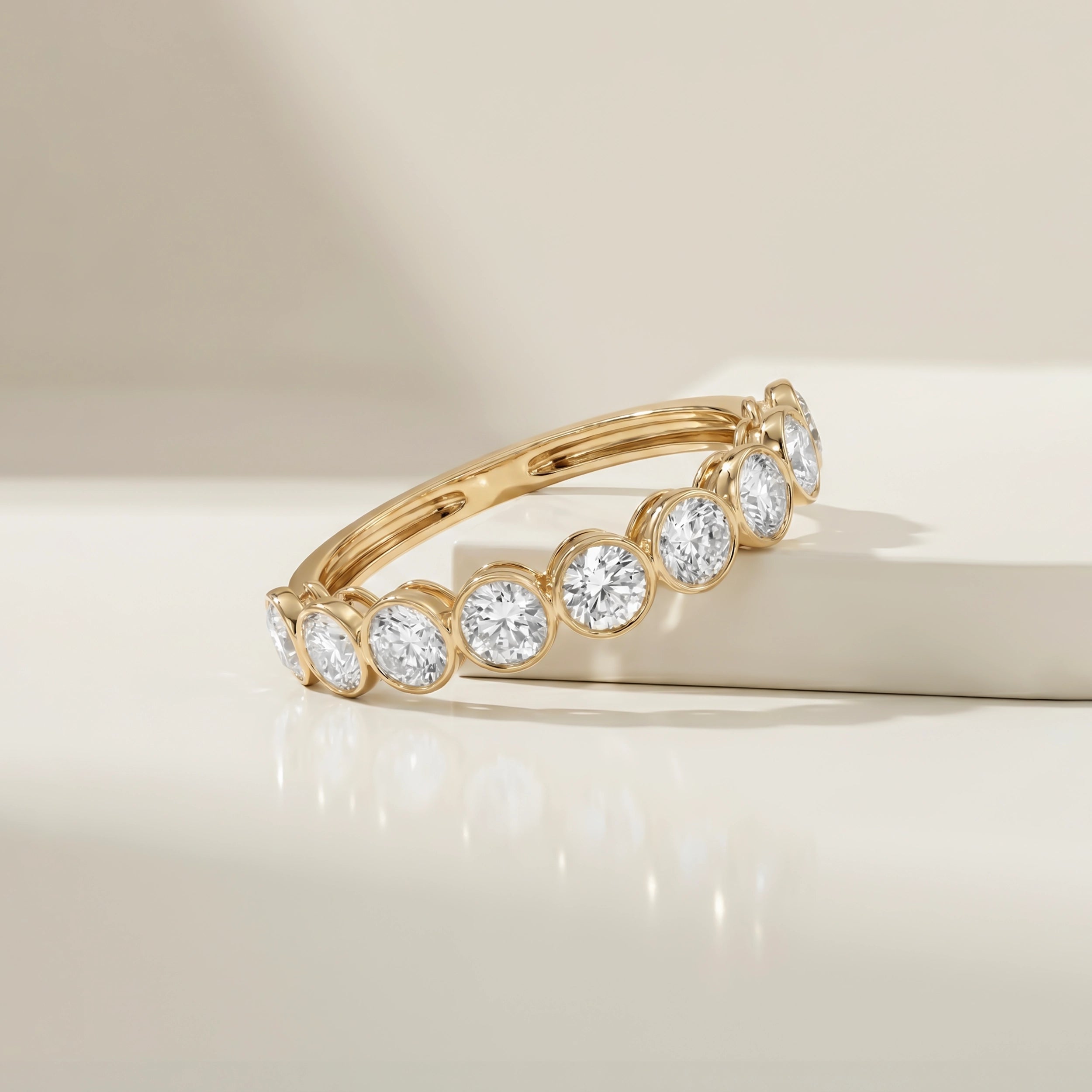 Minimalist Bezel Round Diamond Ring