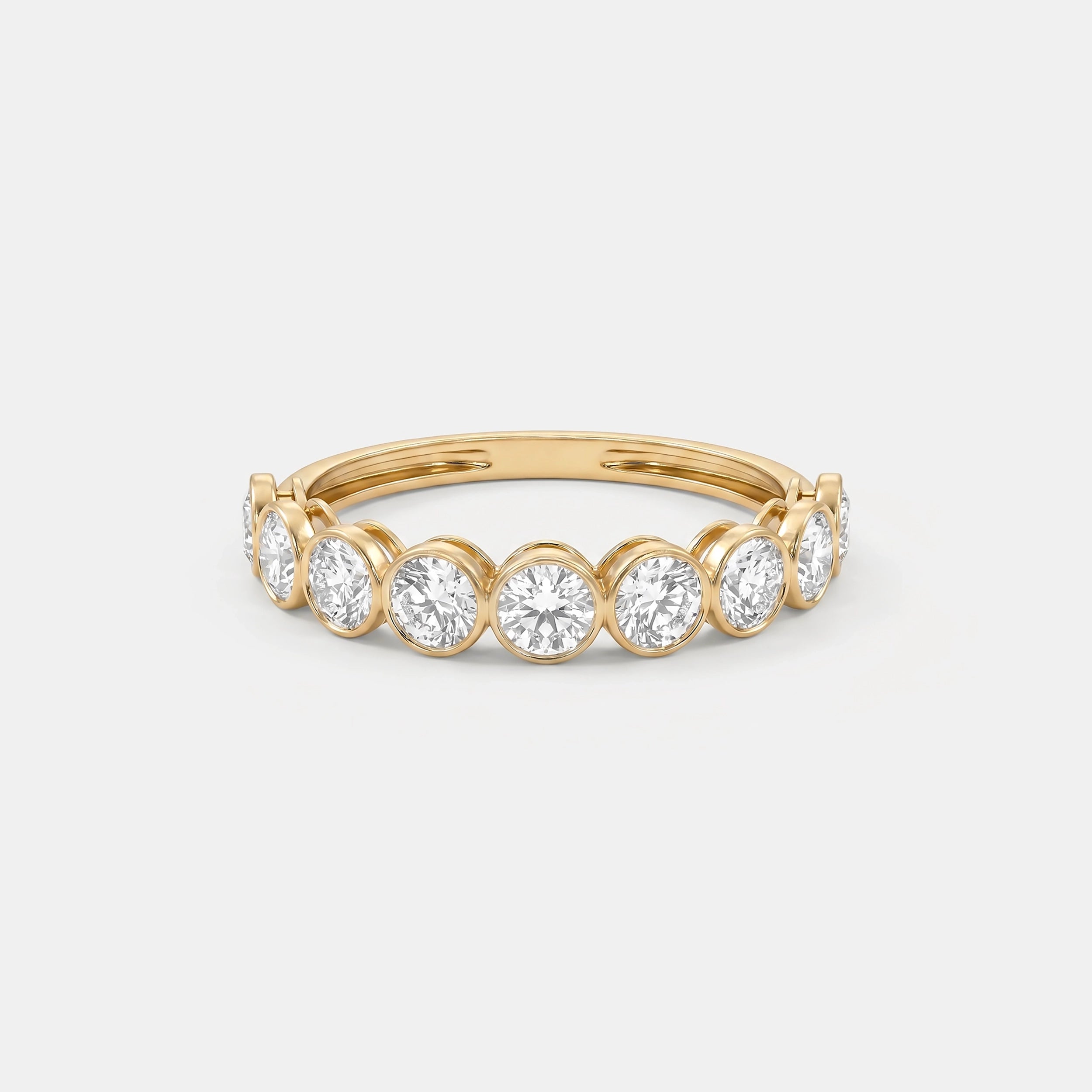 Minimalist Bezel Round Diamond Ring