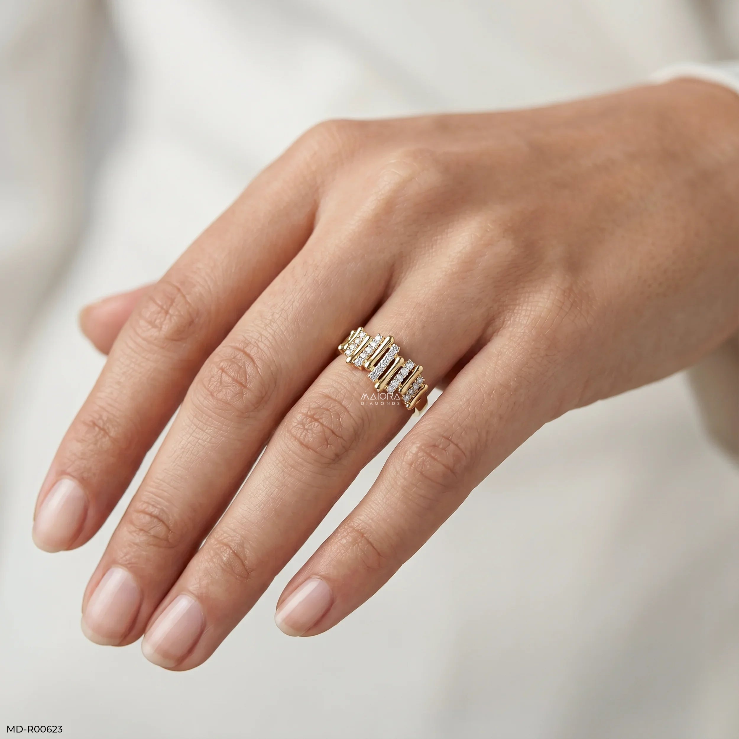 Harmonic Dome Pillars Diamond Ring