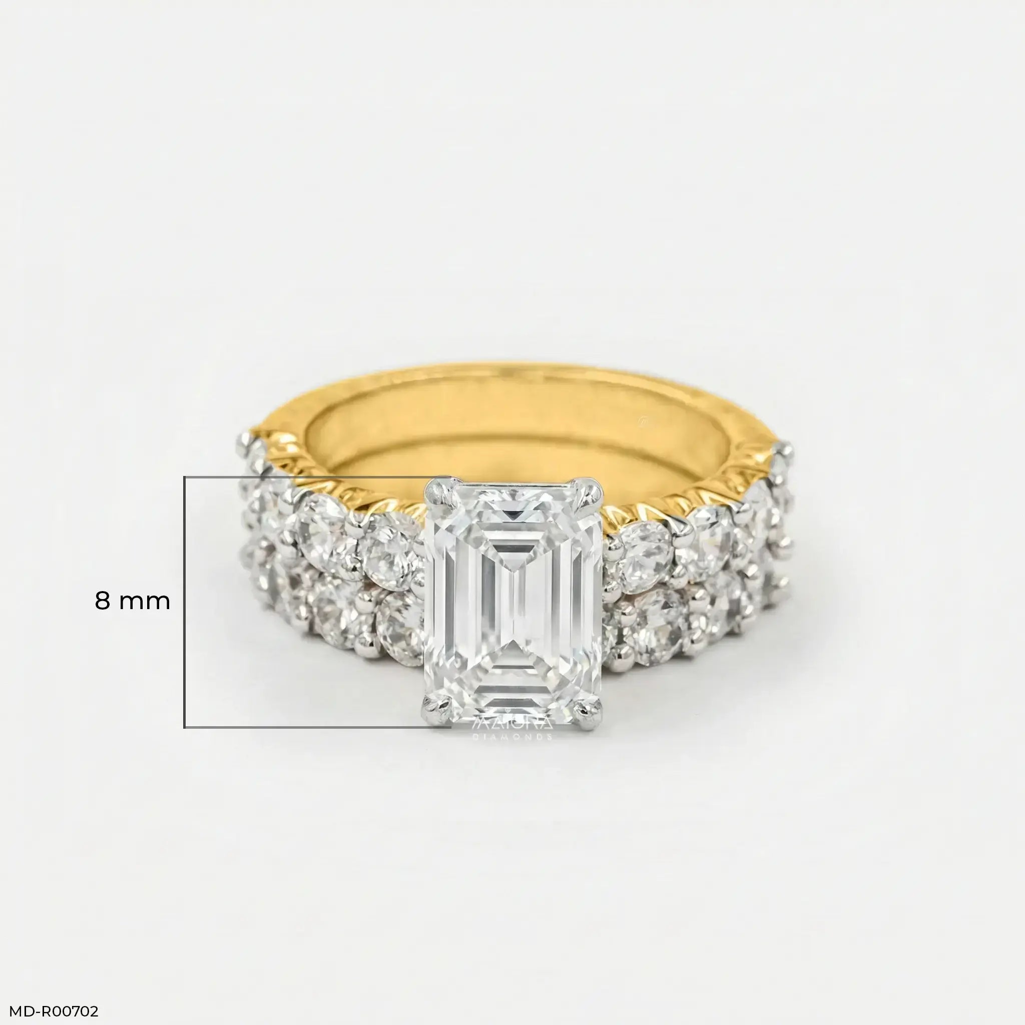 Aarya Solitaire Emerald Diamond Ring