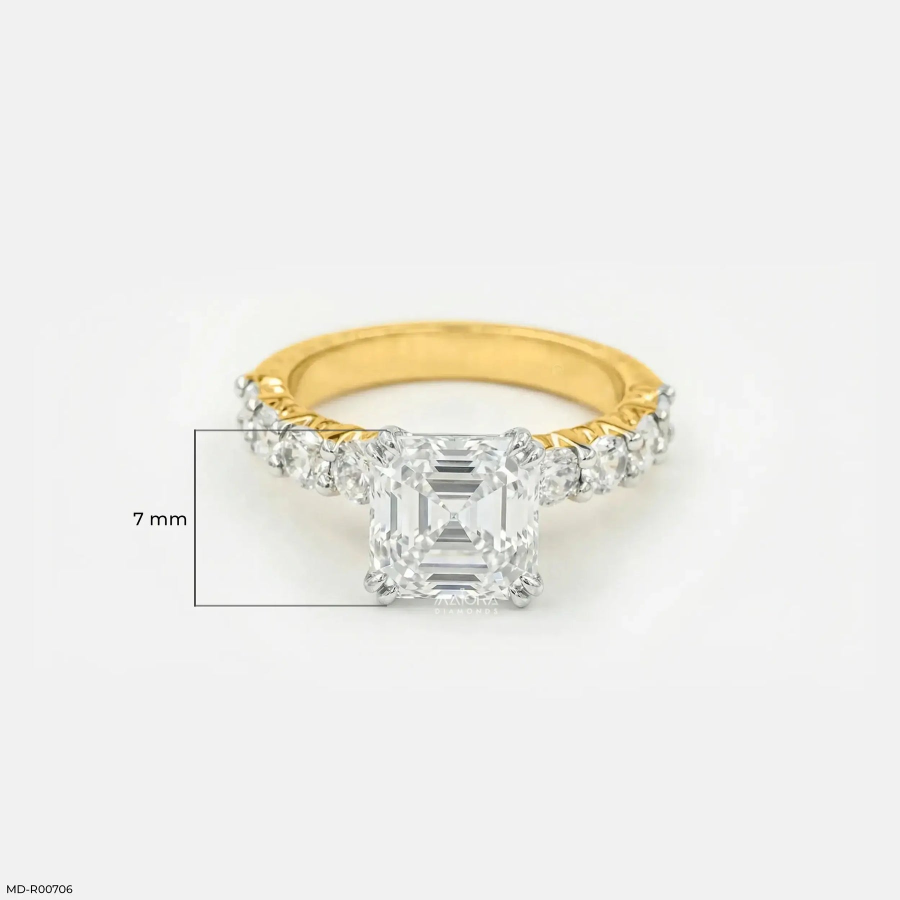 Flashy Solitaire Diamond Ring 9K White Gold