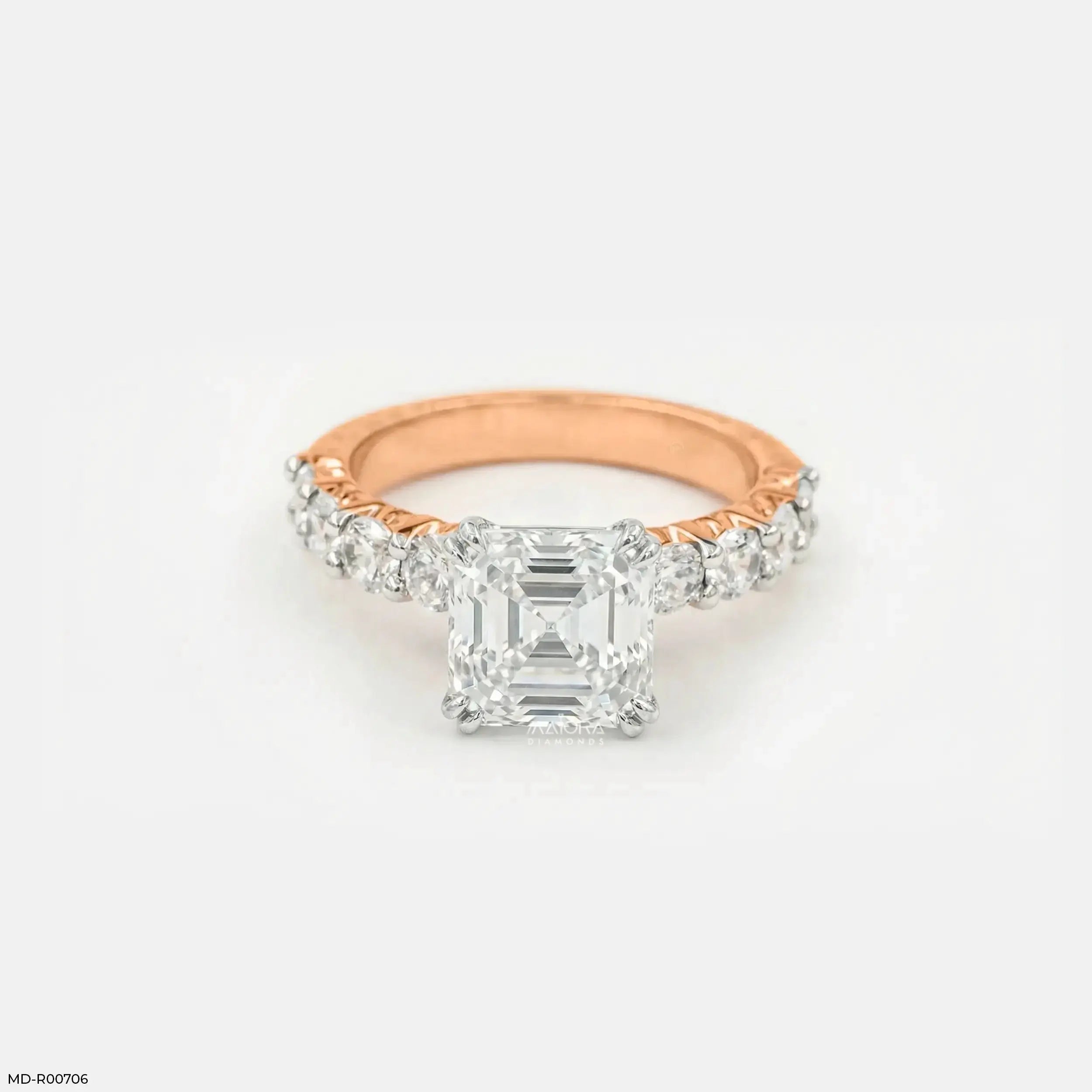 Flashy Solitaire Diamond Ring