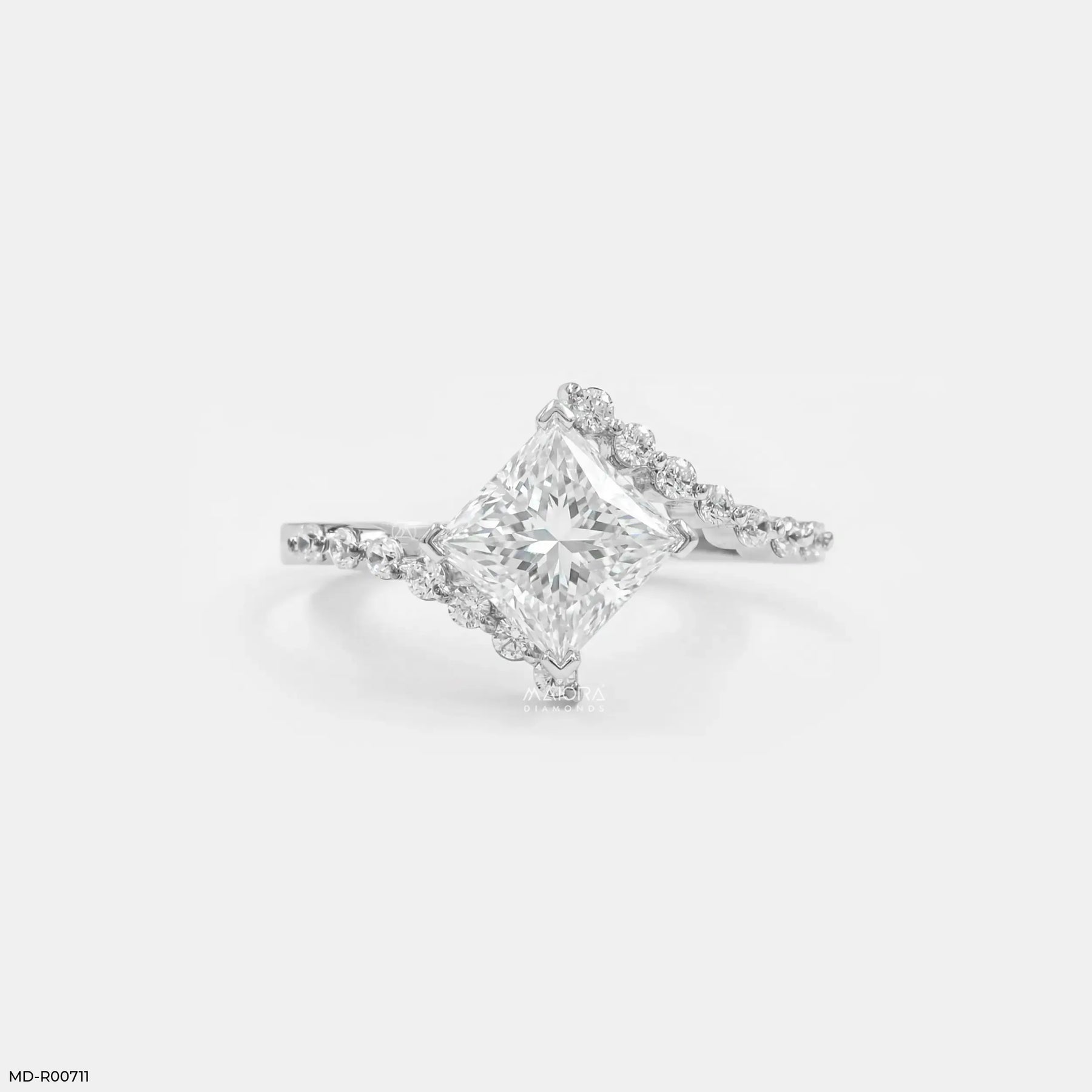 Sqaure Bypass Solitaire Diamond Ring Platinum 950