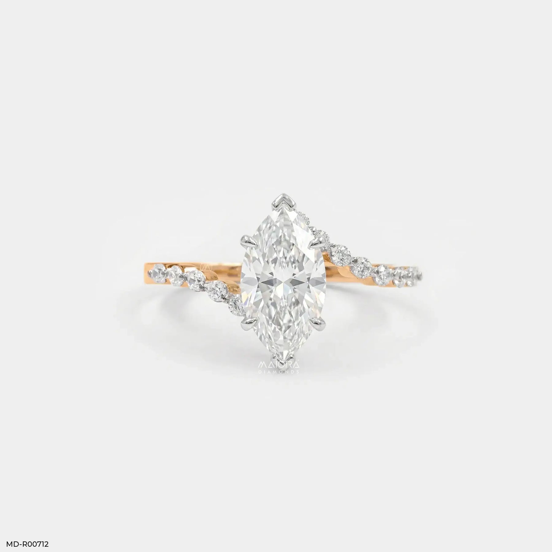 Glamorous Eye Solitaire Diamond Ring Platinum 950