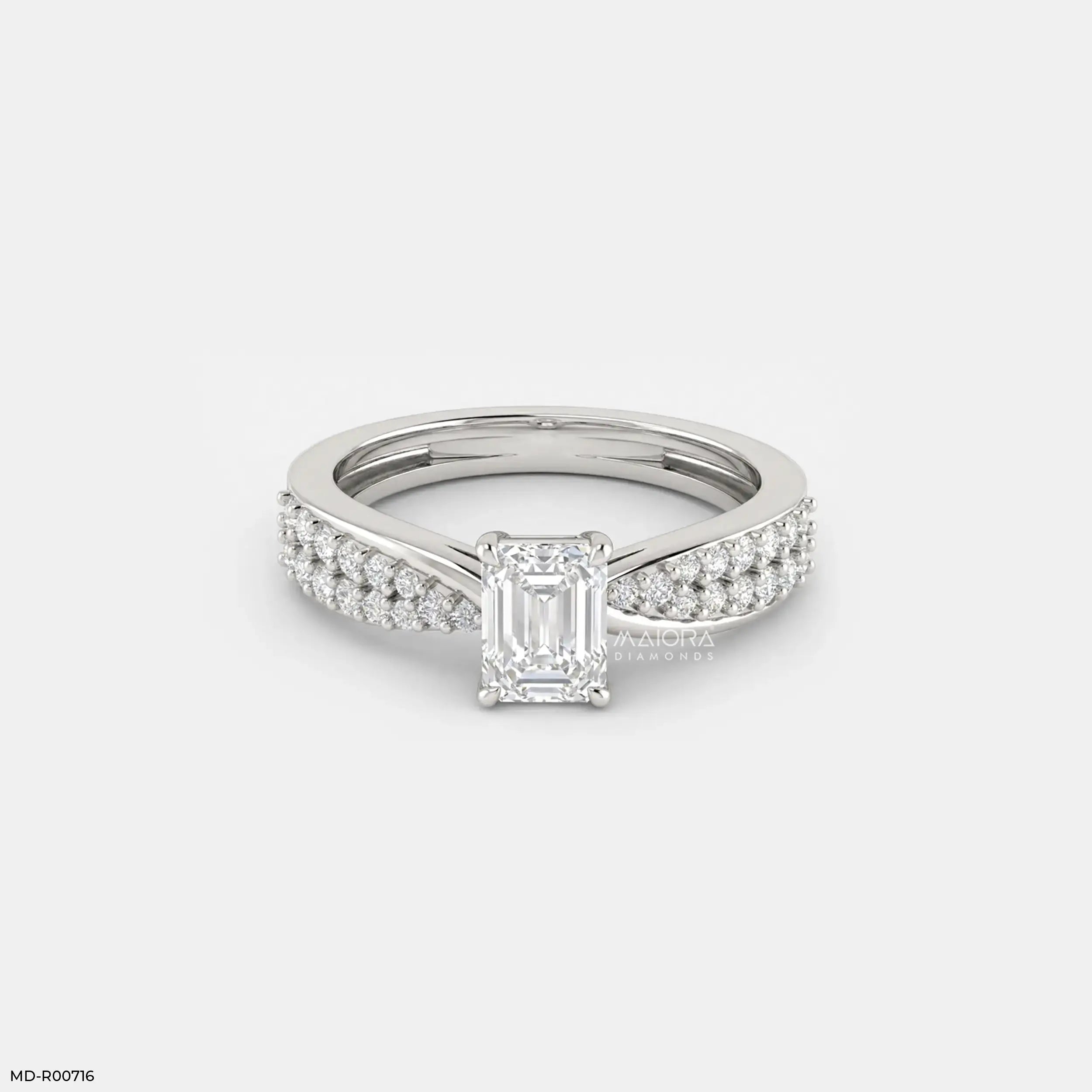 Exquisite Emerald Solitaire Diamond Ring