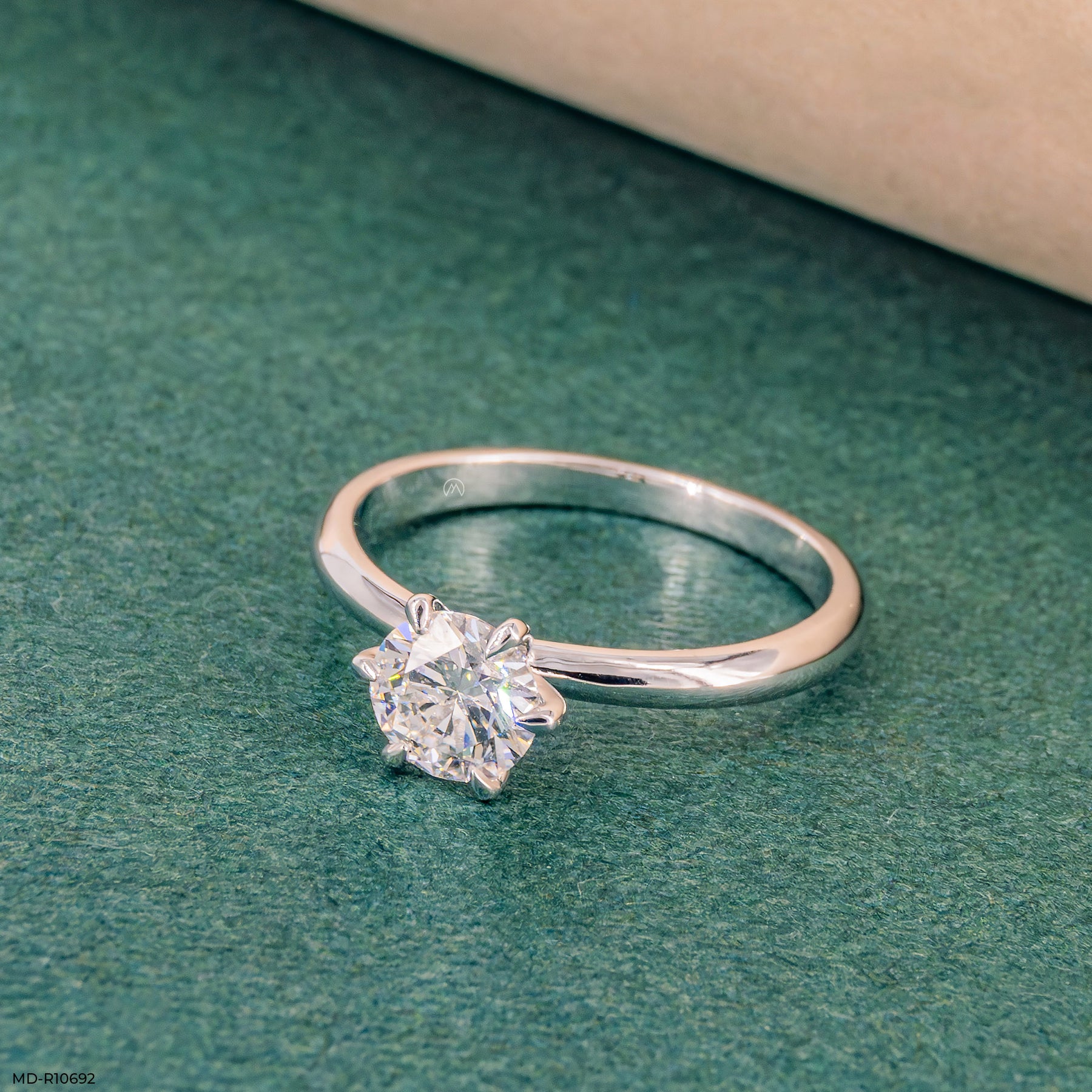 0.75 Carat Royaline Solitaire Ring 9K White Gold