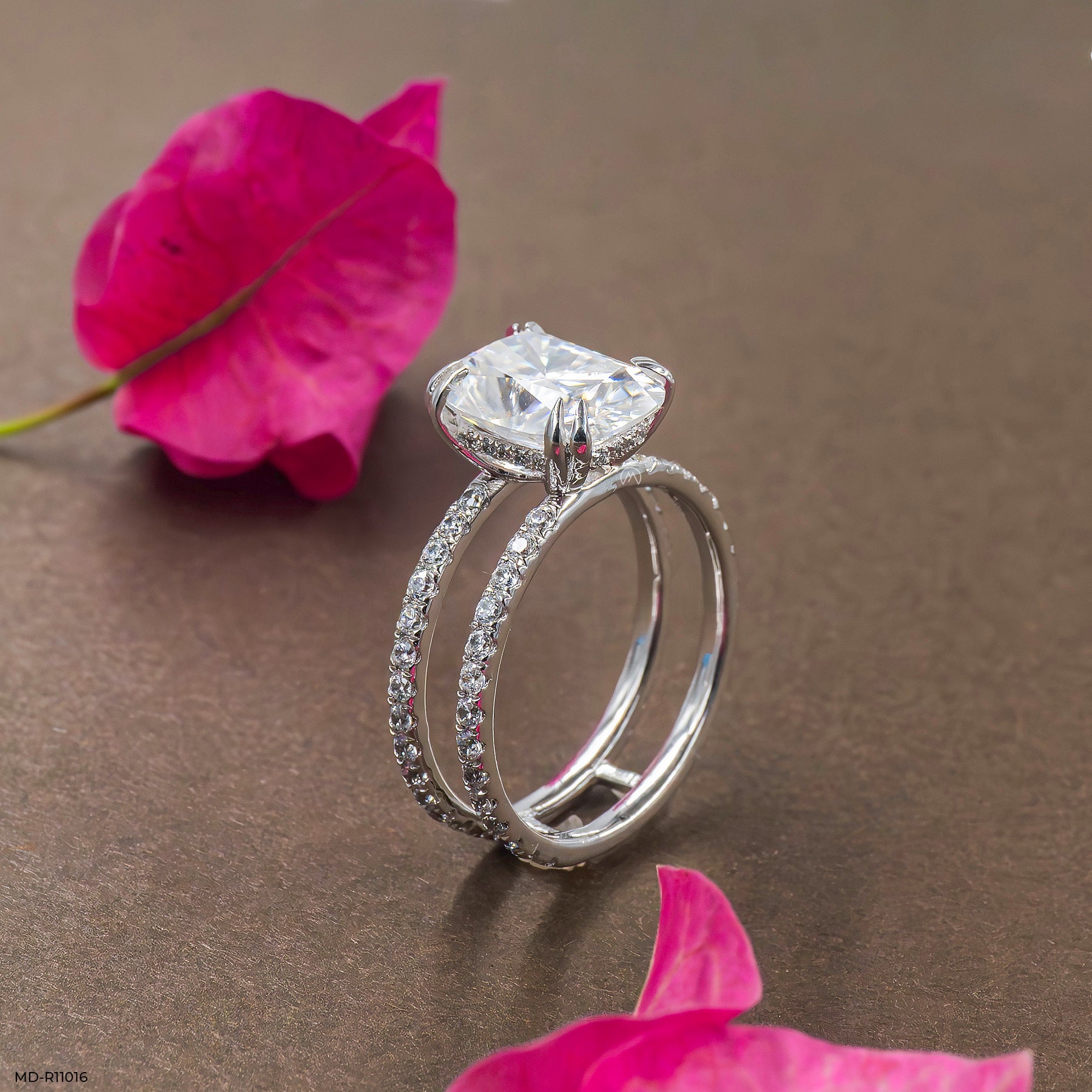 Majestic Crossover Ring 9K Yellow Gold