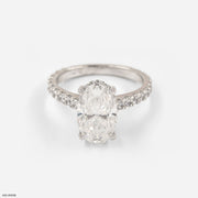The Oval Radiance Ring 18K White Gold
