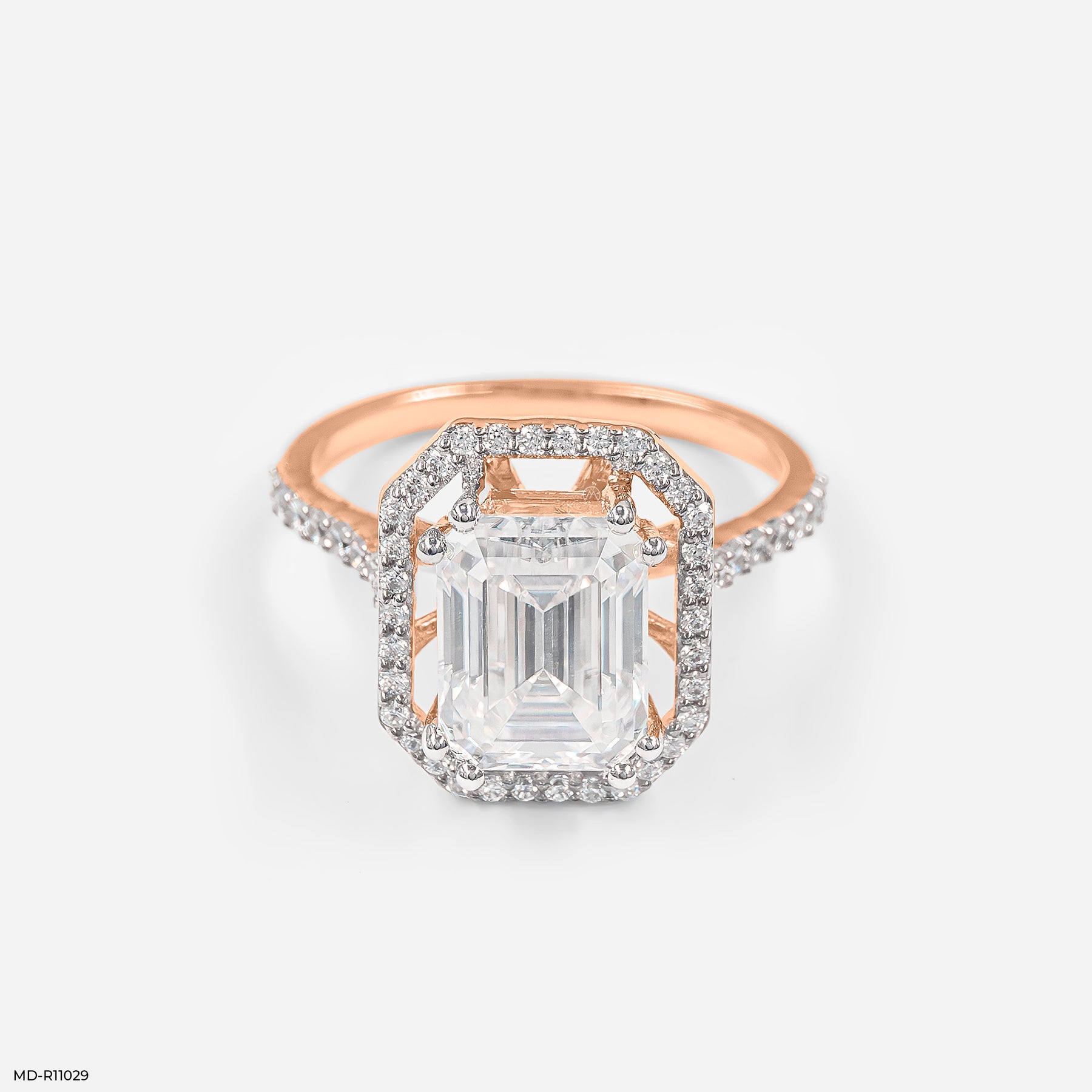 The Imperial Halo Ring 18K Yellow Gold