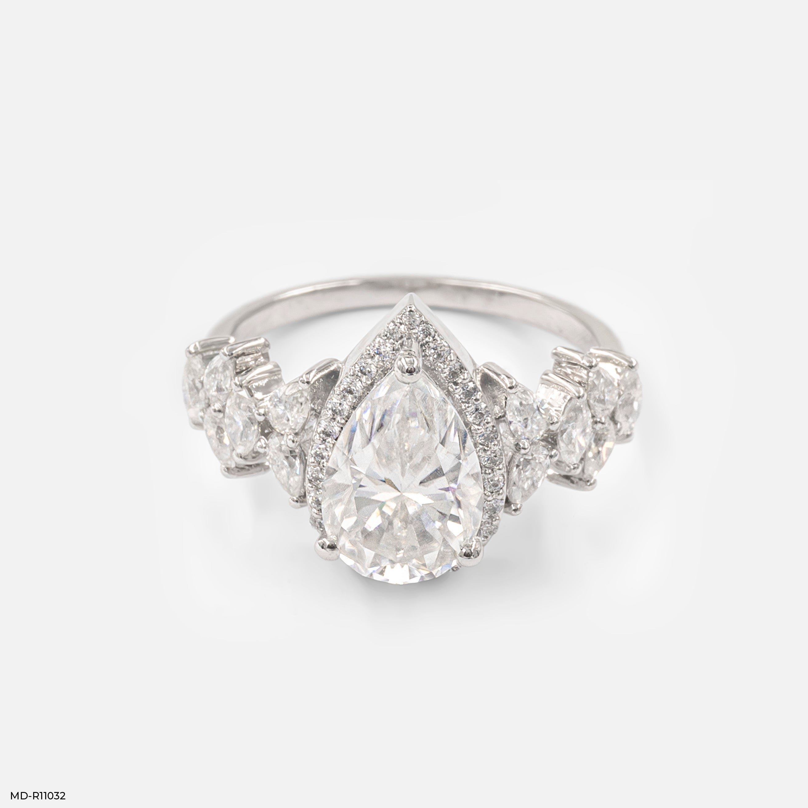 The Venus Ring Platinum 950