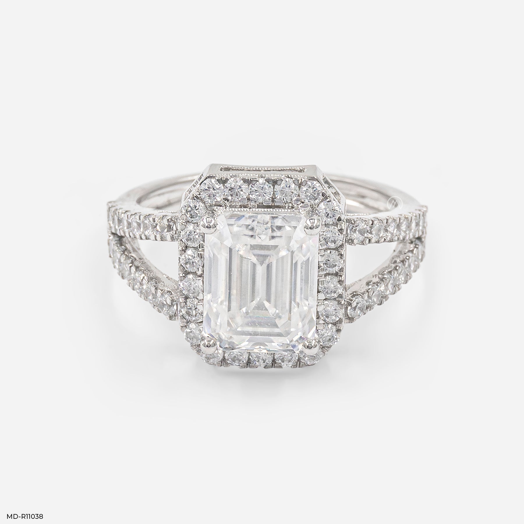 The Regal Split-Shank Ring 14K Yellow Gold