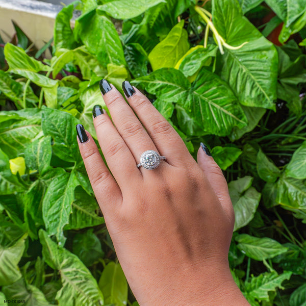 The Timeless Cluster Ring 14K White Gold