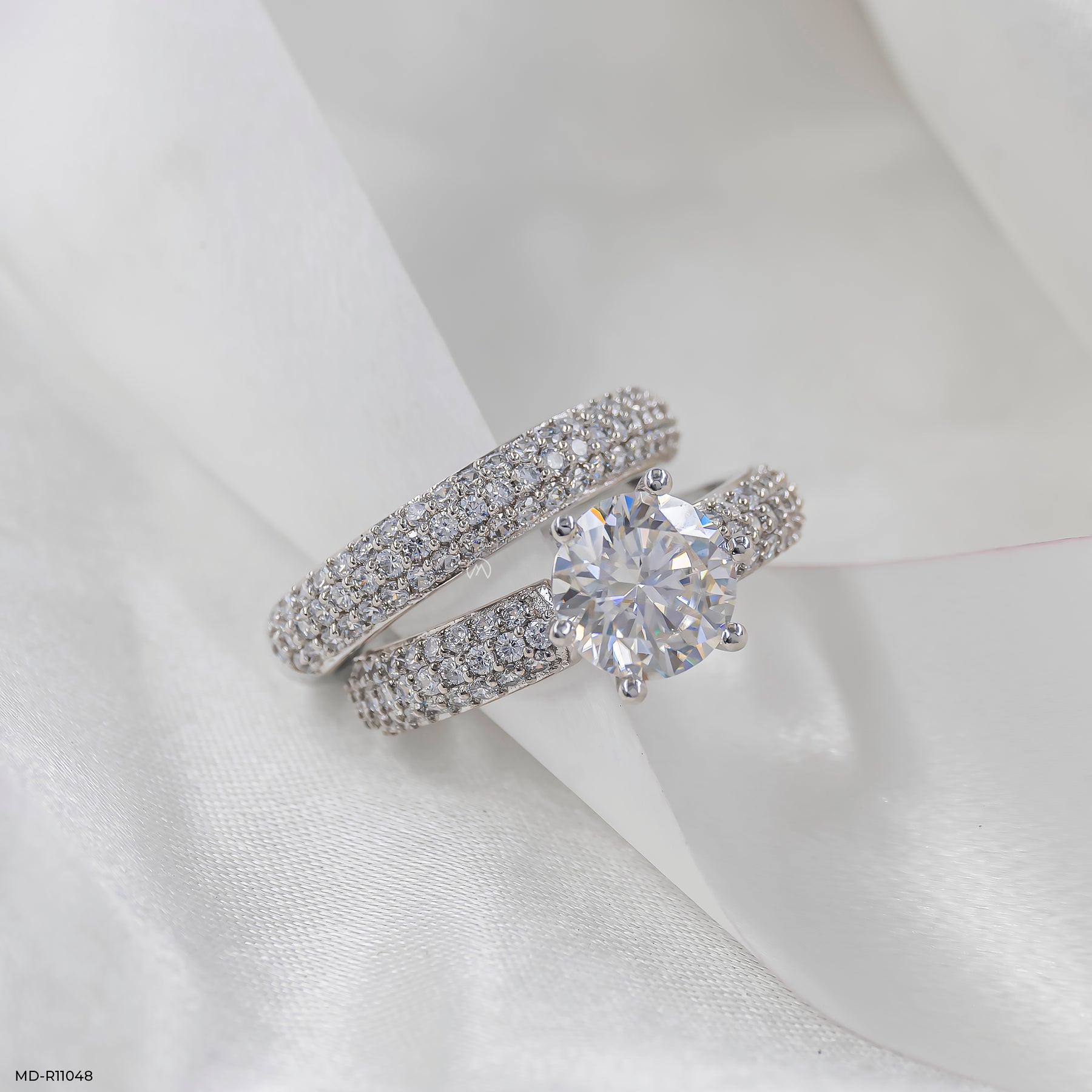 The Celestial Harmony Ring 18K Yellow Gold