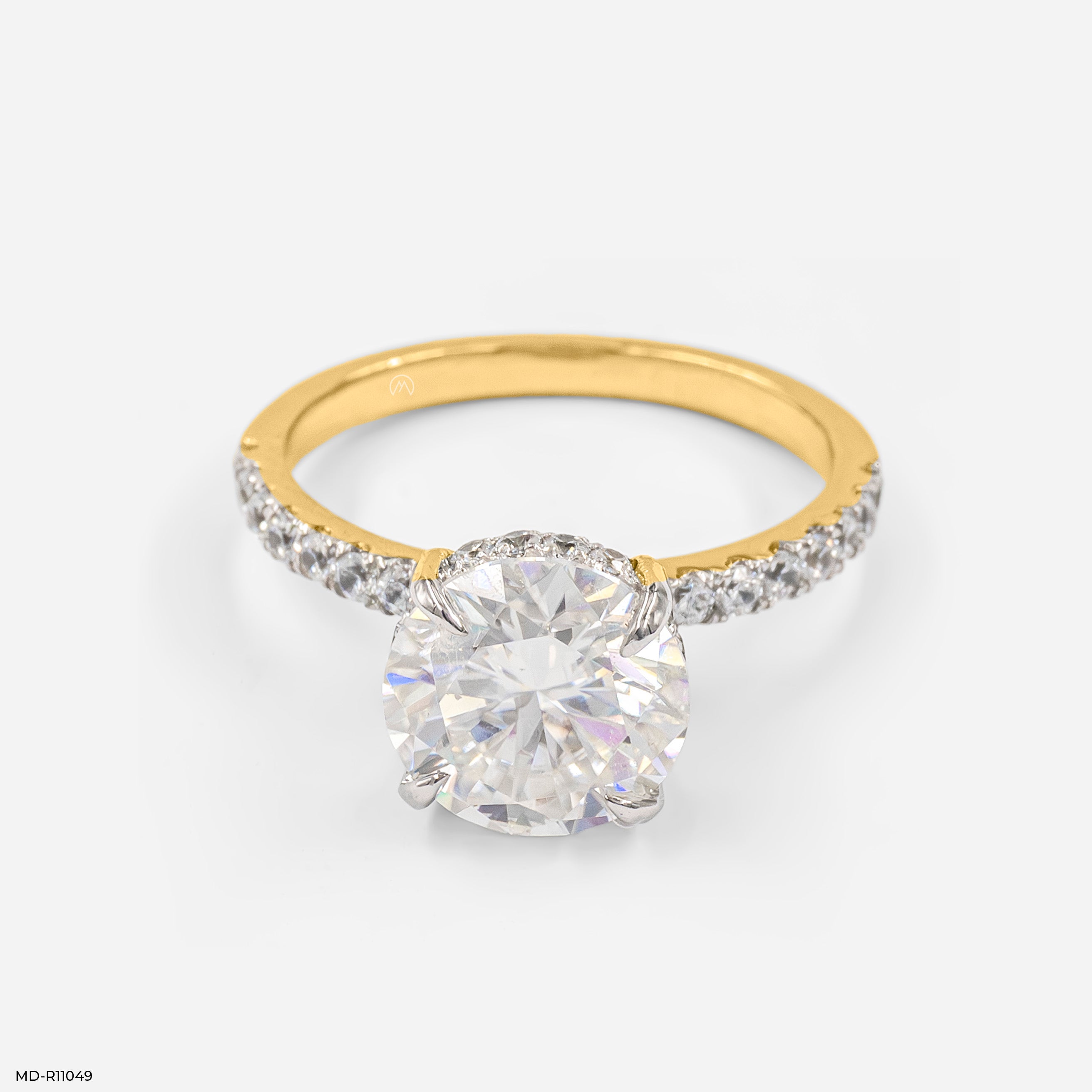 The Solitaire Pave Ring 18K Yellow Gold