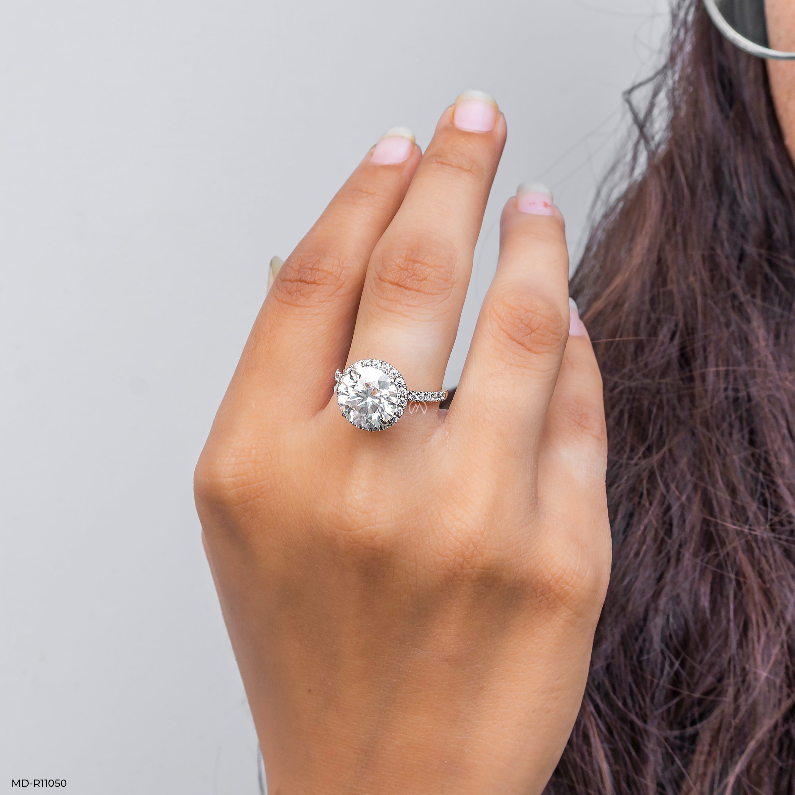 The Stella Halo Ring 9K White Gold