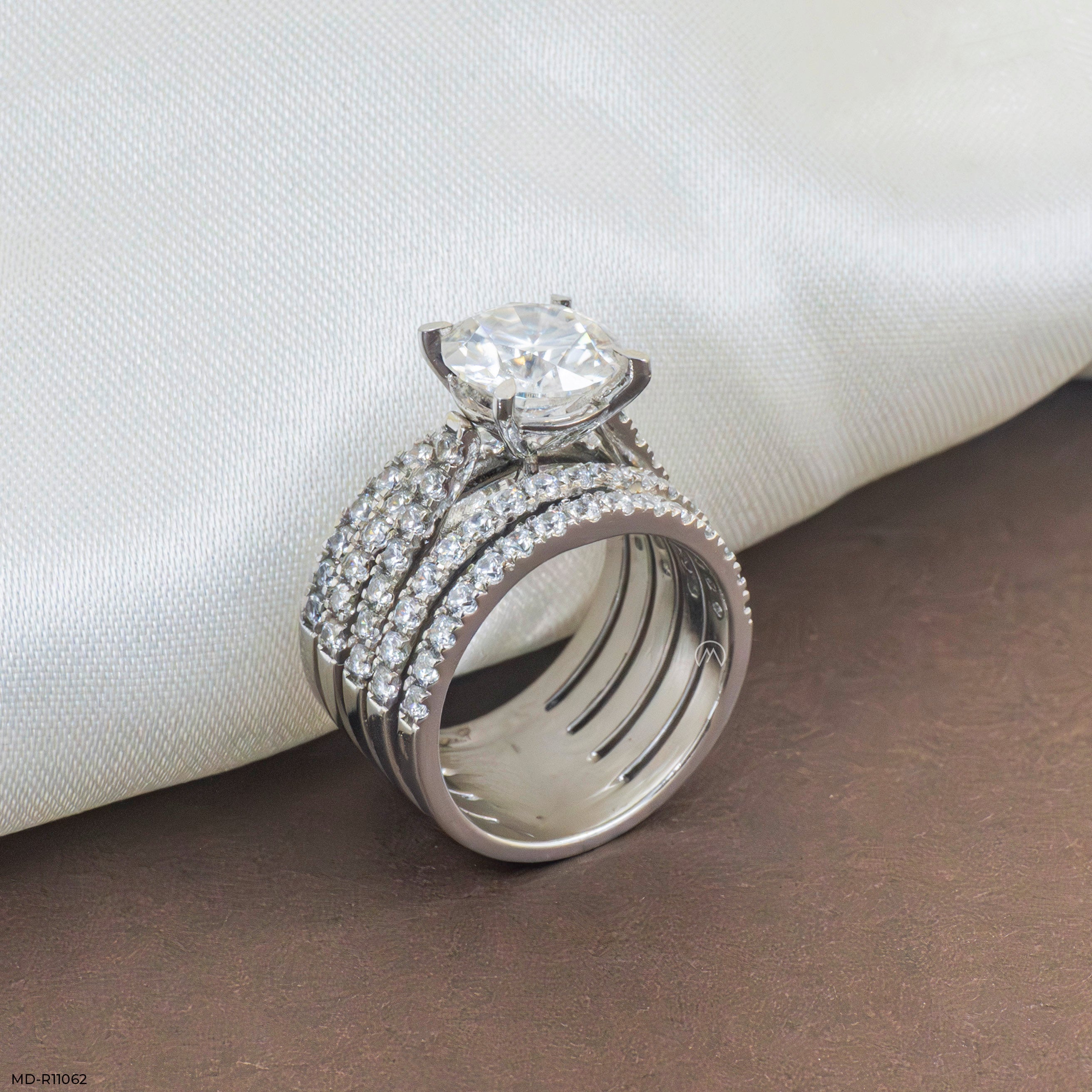 Empress Solitaire Diamond Band Ring 9K Rose Gold