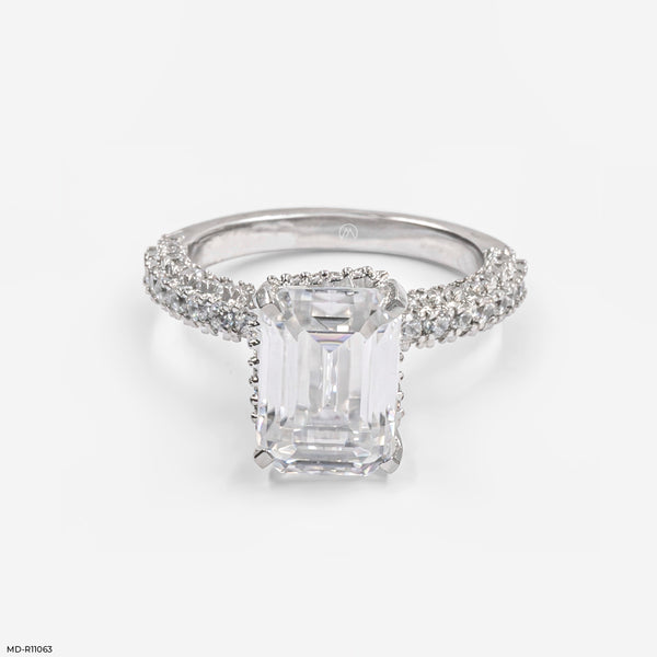 The Royal Emerald Cut Ring 14K White Gold