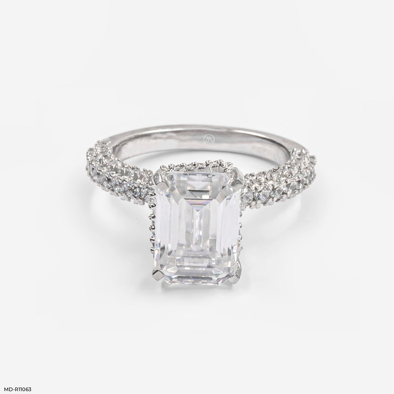 The Royal Emerald Cut Ring 18K Rose Gold