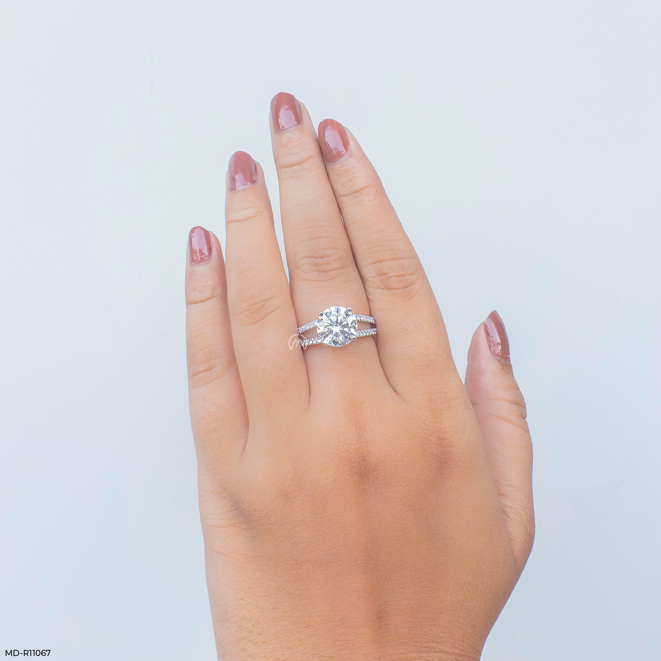 Embrace Round Solitaire Ring 9K White Gold