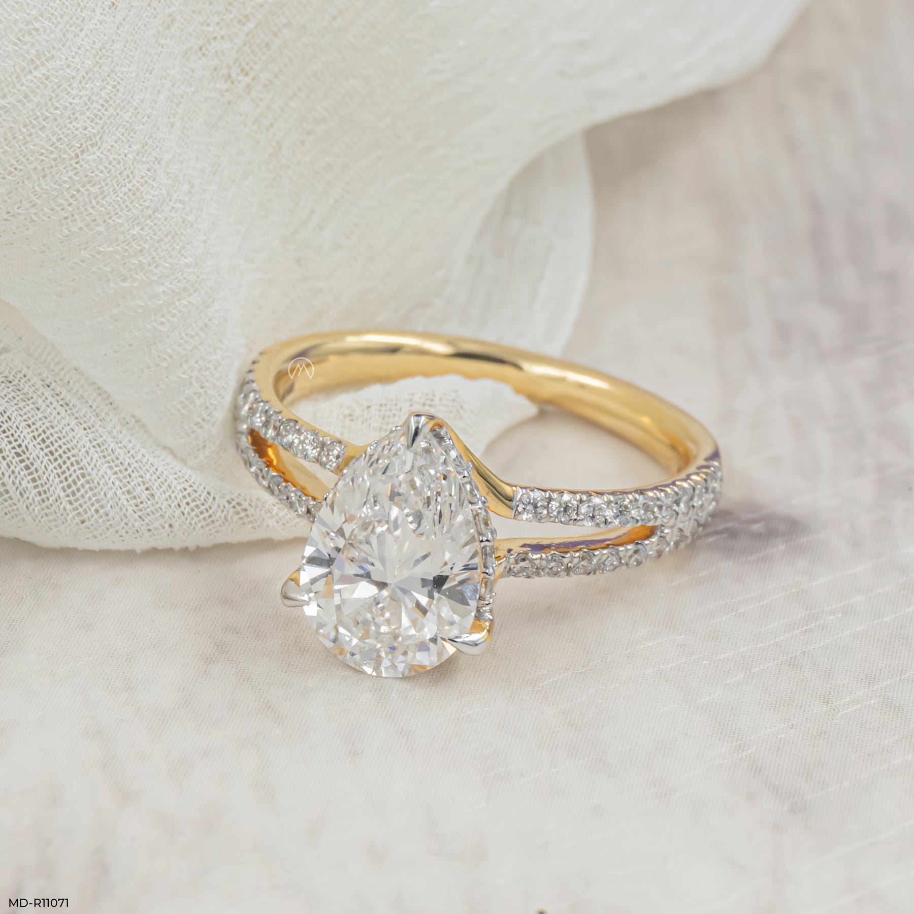 Dual Stream Pear Ring 9K Yellow Gold