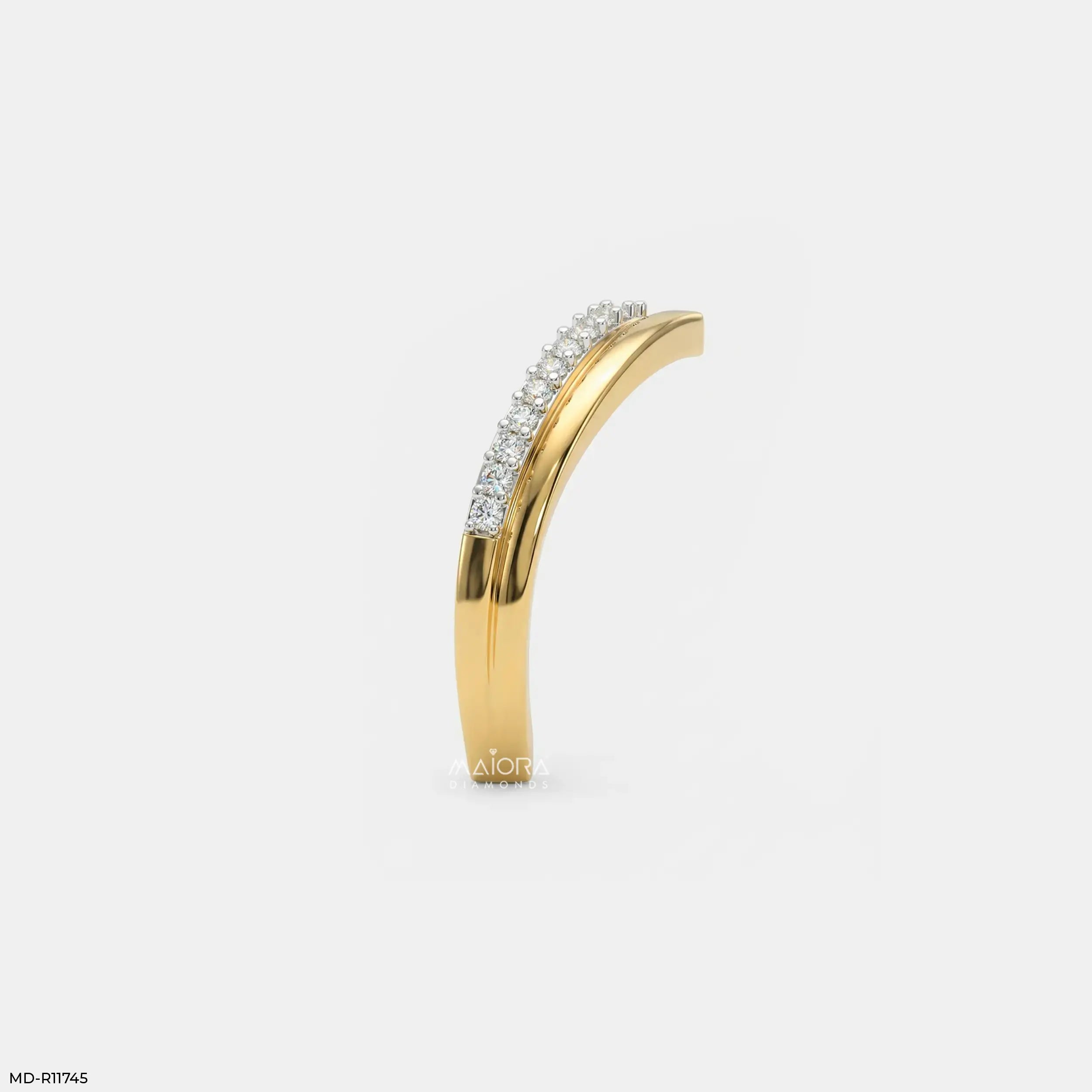 Dual Tone Chevron Vanki Diamond Ring