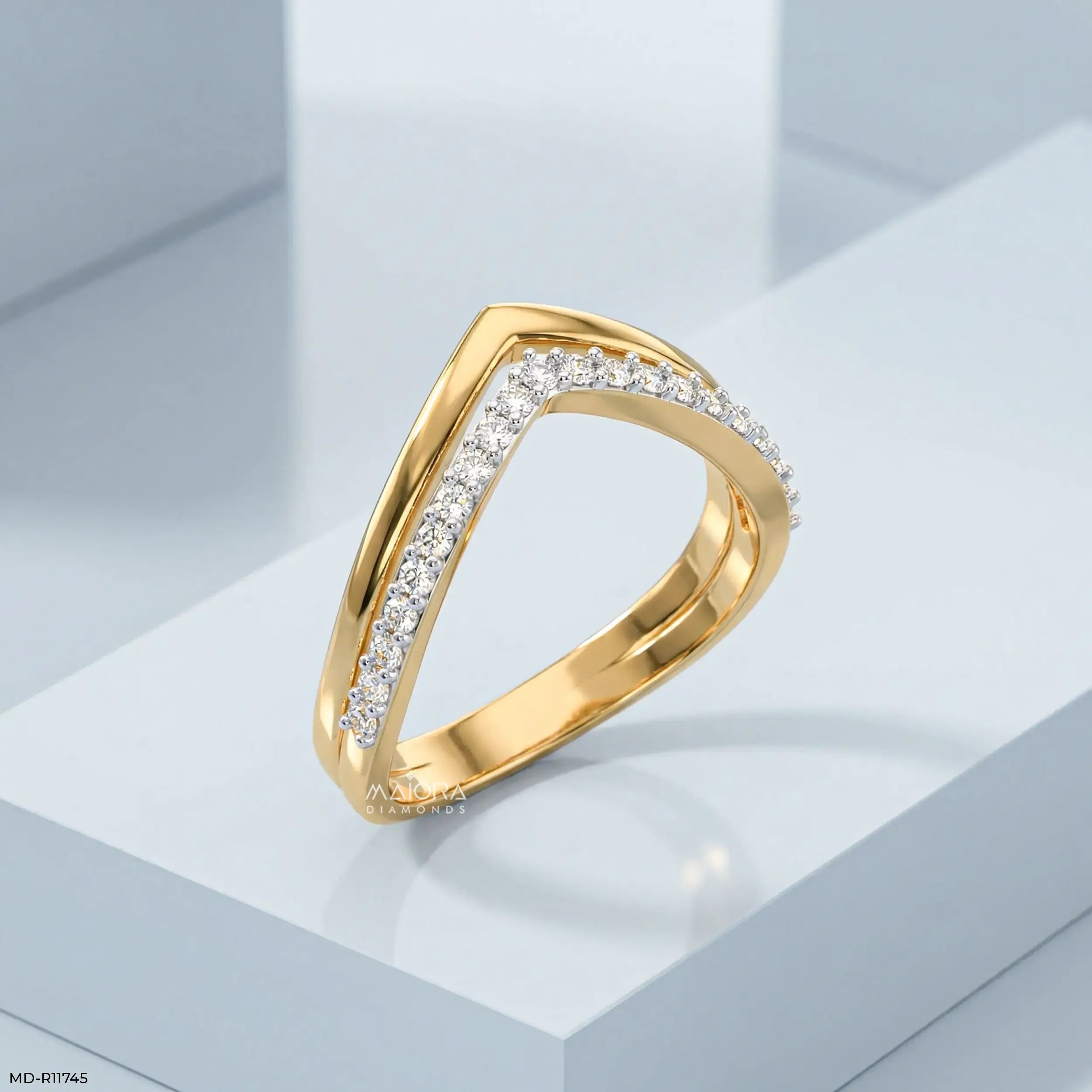 Dual Tone Chevron Vanki Diamond Ring 9K Yellow Gold