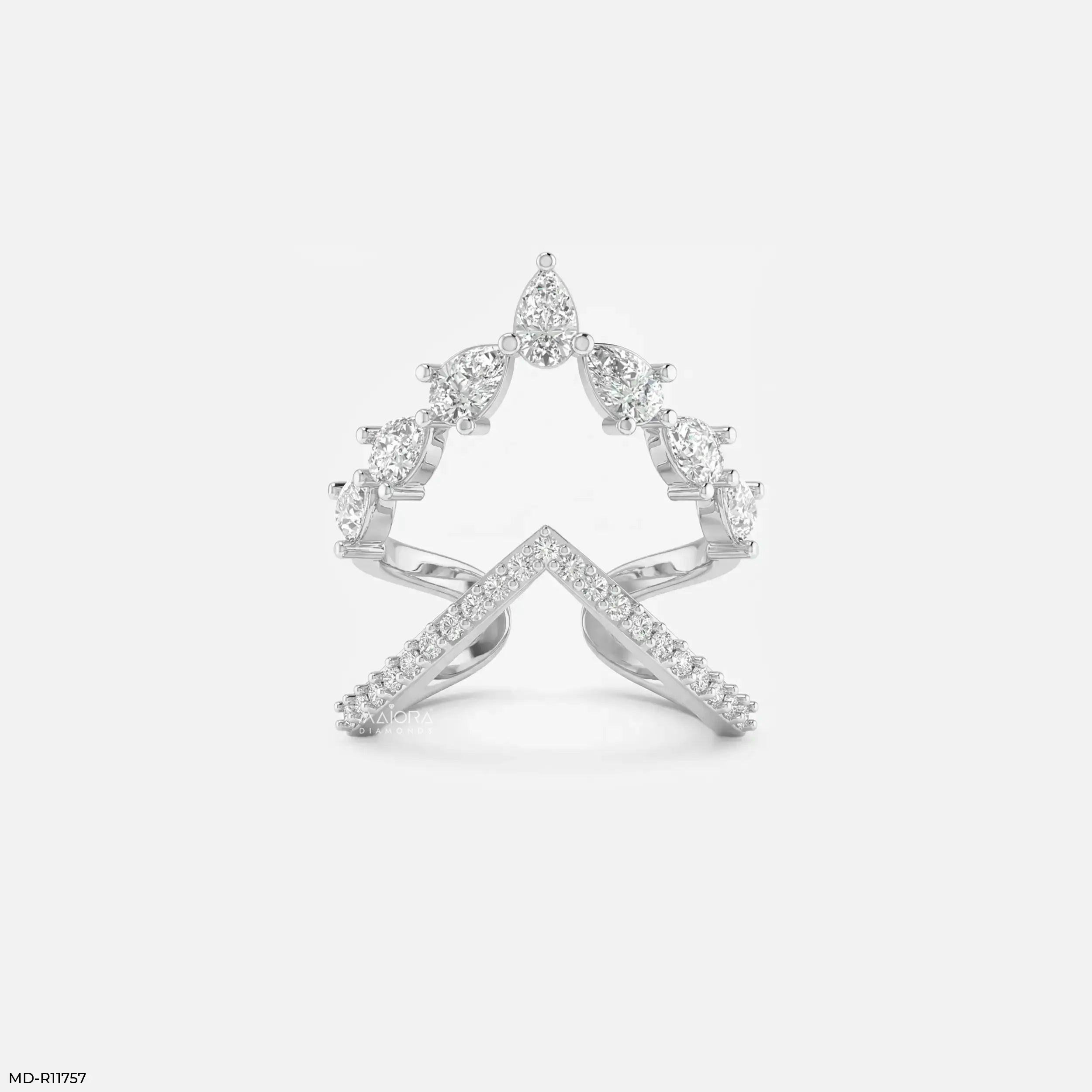 Divergent Liner Vanki Diamond Ring