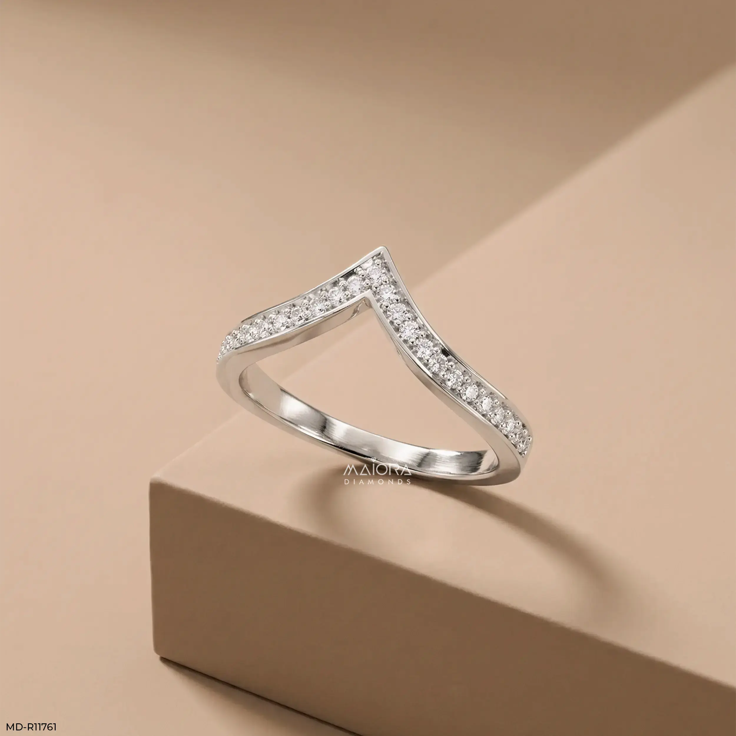 Shiney Inverted Vanki Diamond Ring 9K Yellow Gold