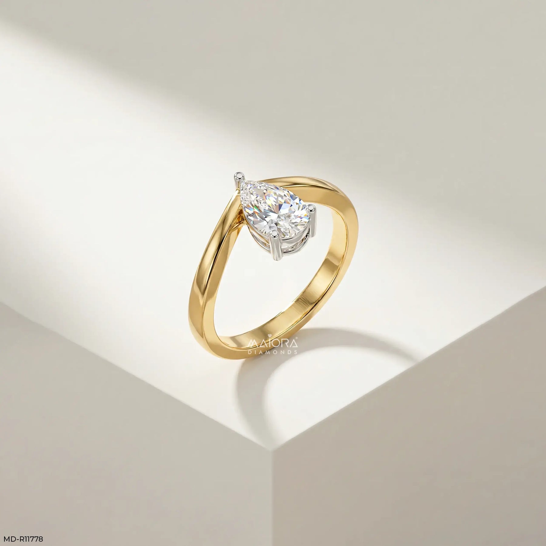 Simply Solitaire Pear Vanki Diamond Ring  Platinum 950
