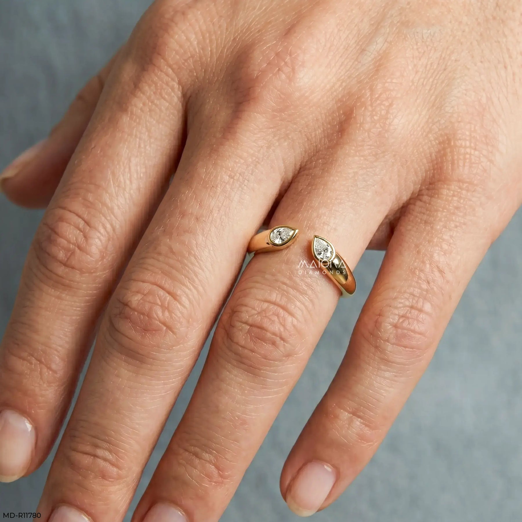 Open Cuff Flame Vanki Diamond Ring 9K Yellow Gold