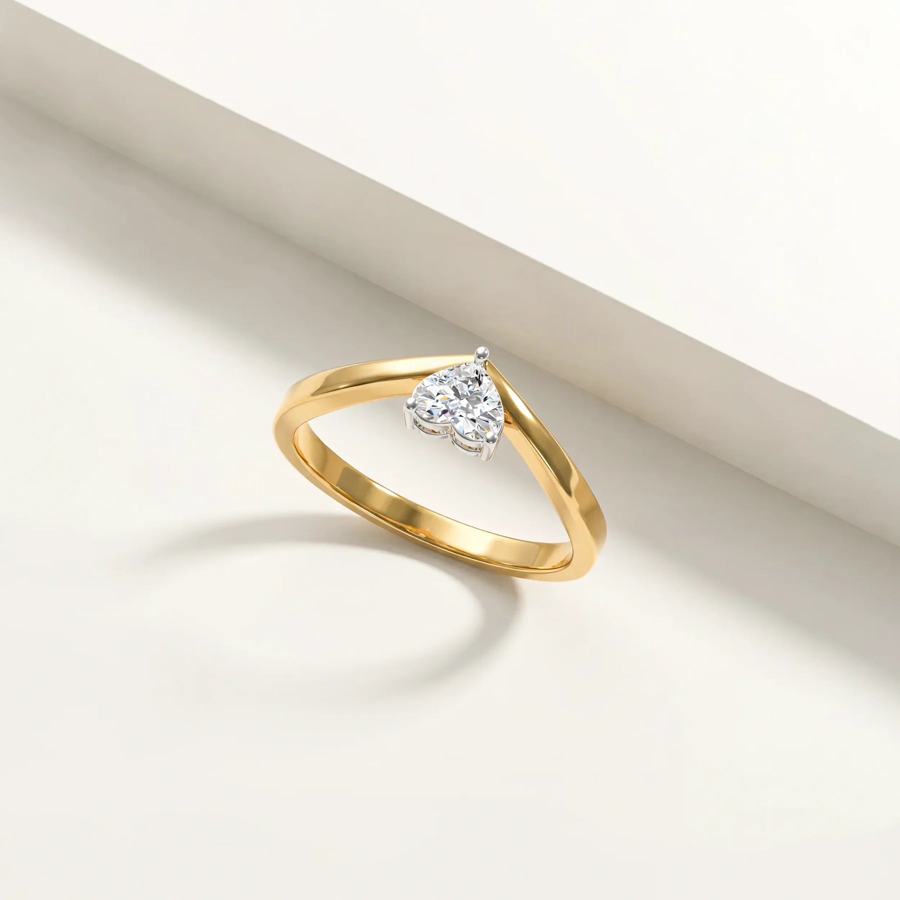 V liner Solitaire Heart Vanki Diamond Ring