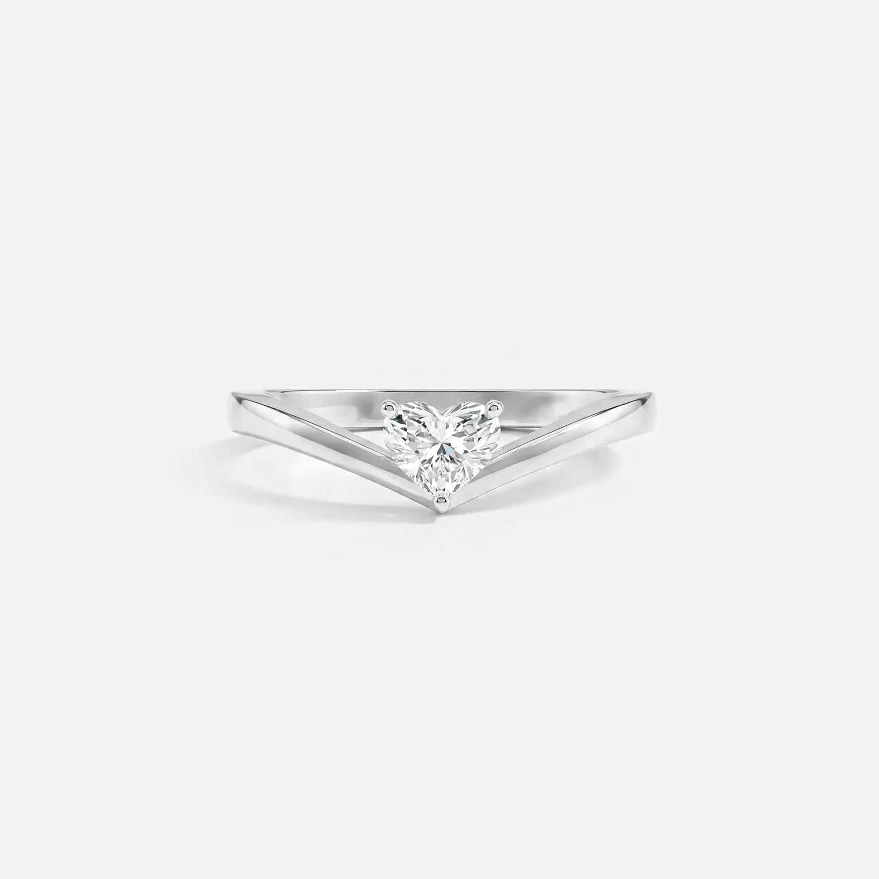 V liner Solitaire Heart Vanki Diamond Ring