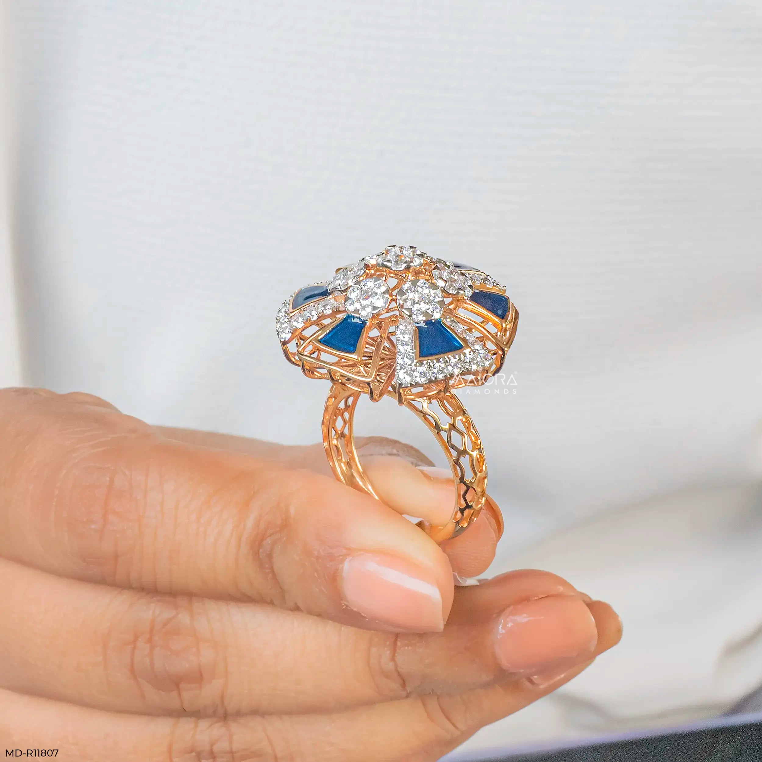 Kinetic Enameling Cluster Diamond Cocktail Ring