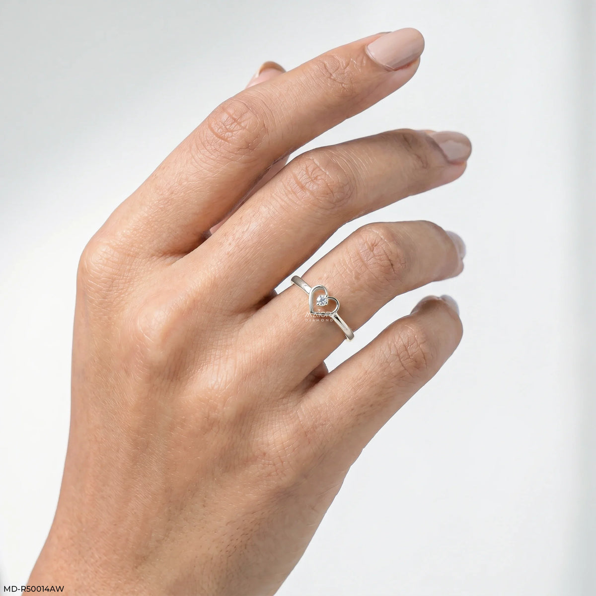 Dainty Heart Round Diamond Ring