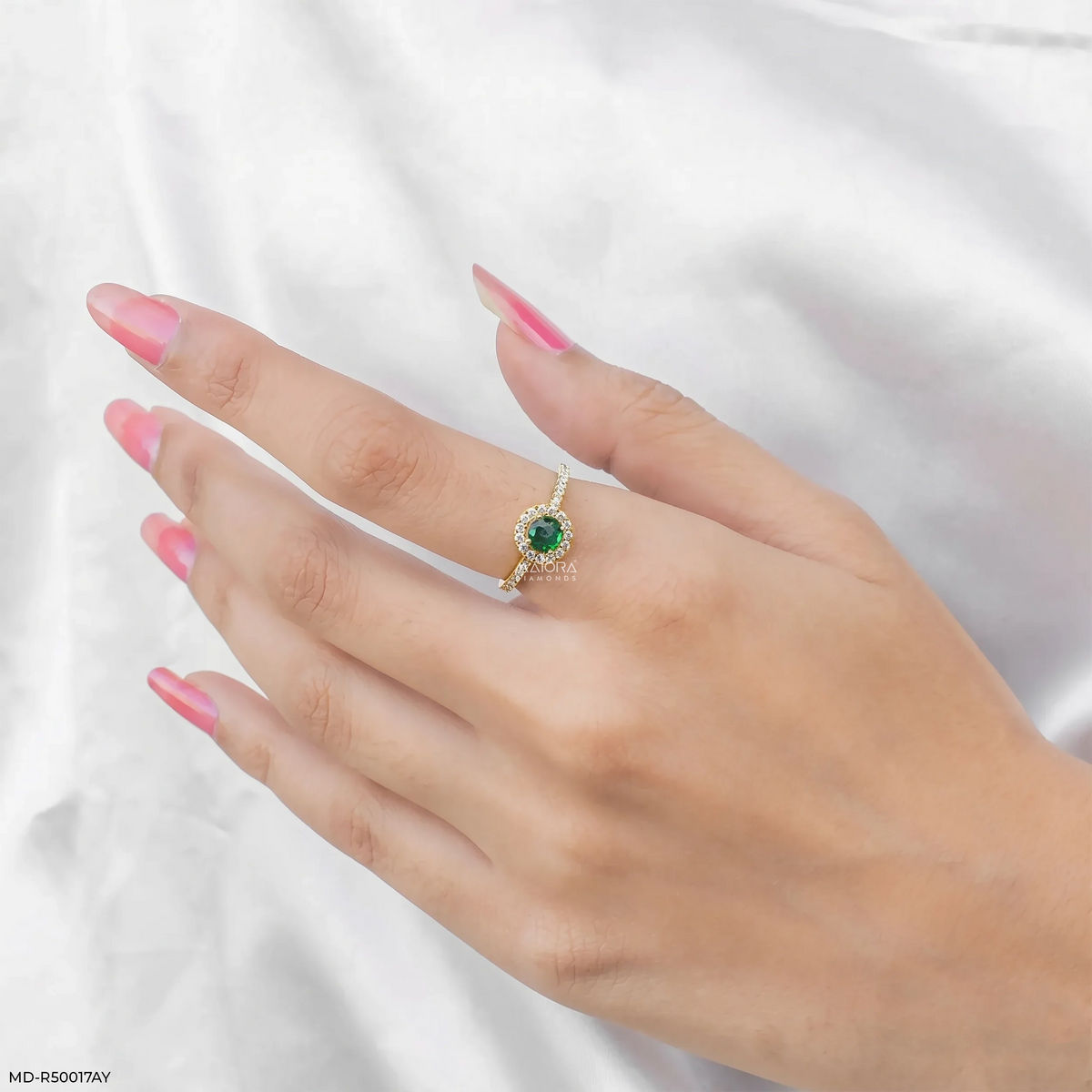 Greeny Round Emerald Diamond Ring