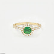 Greeny Round Emerald Diamond Ring