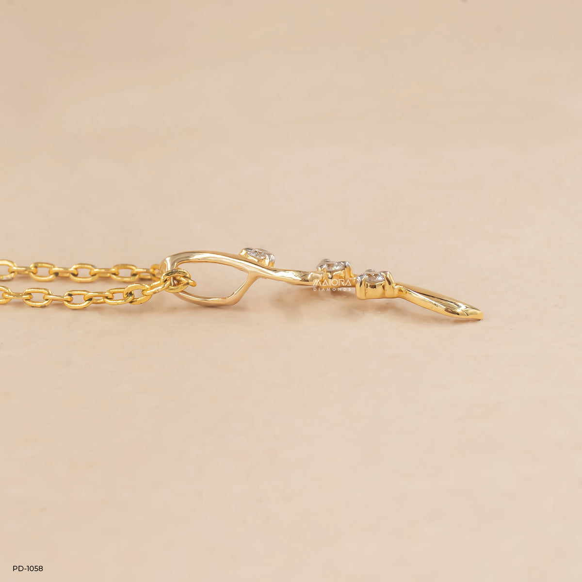 Luminous Twisted Lab Diamond Pendant Without Chain