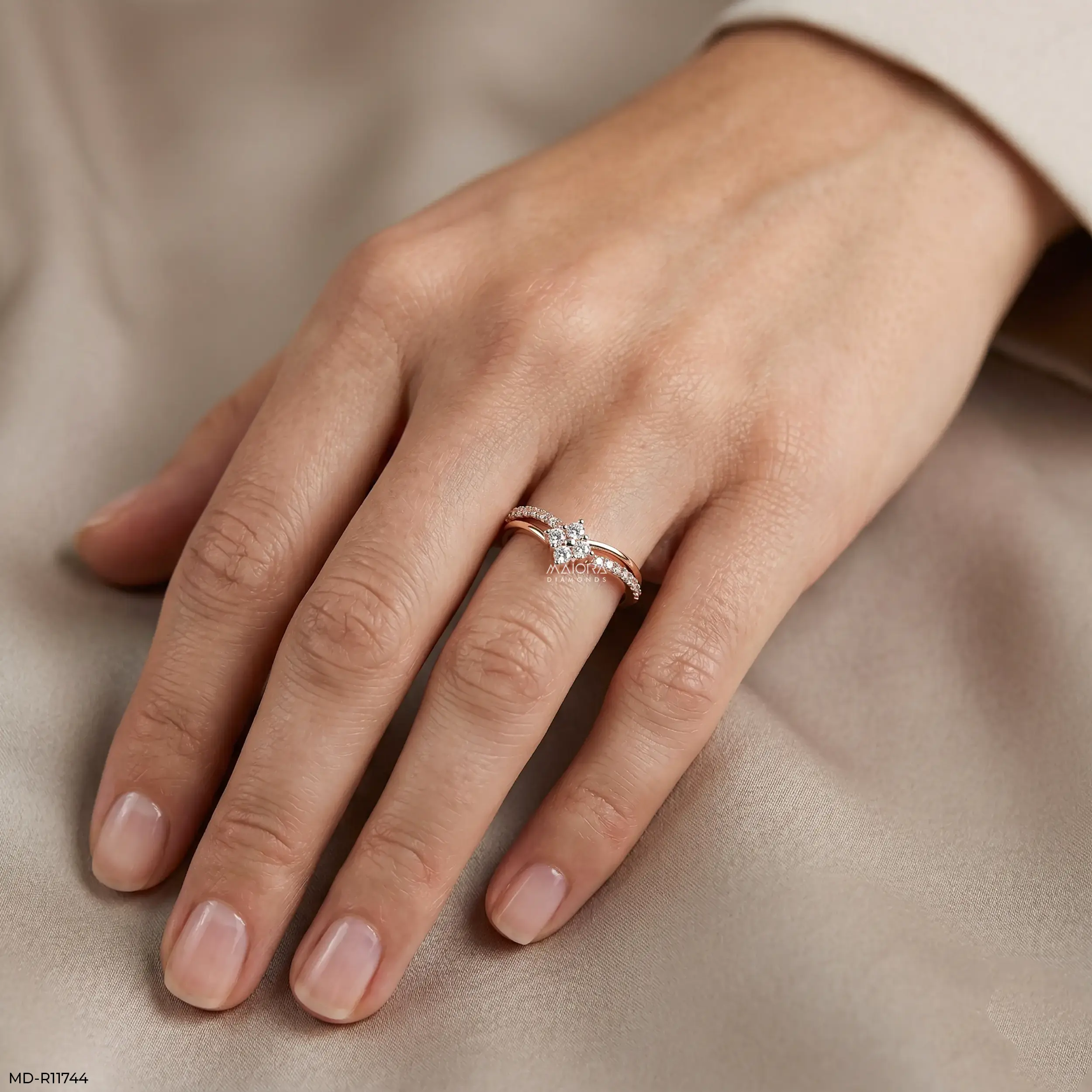 Solaris Link Vanki Diamond Ring 9K Yellow Gold