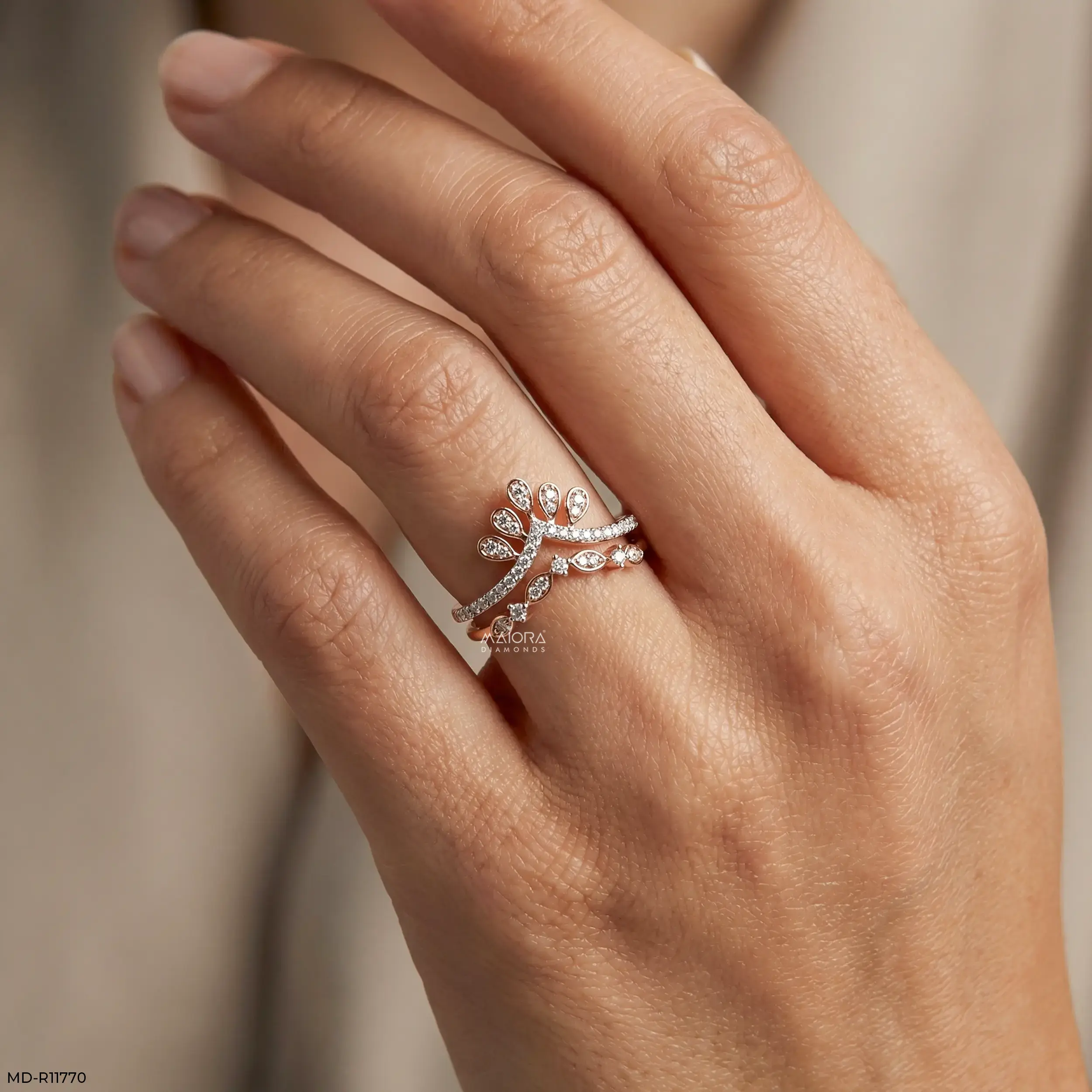 Velora Shine Curve Vanki Diamond Ring 9K Yellow Gold